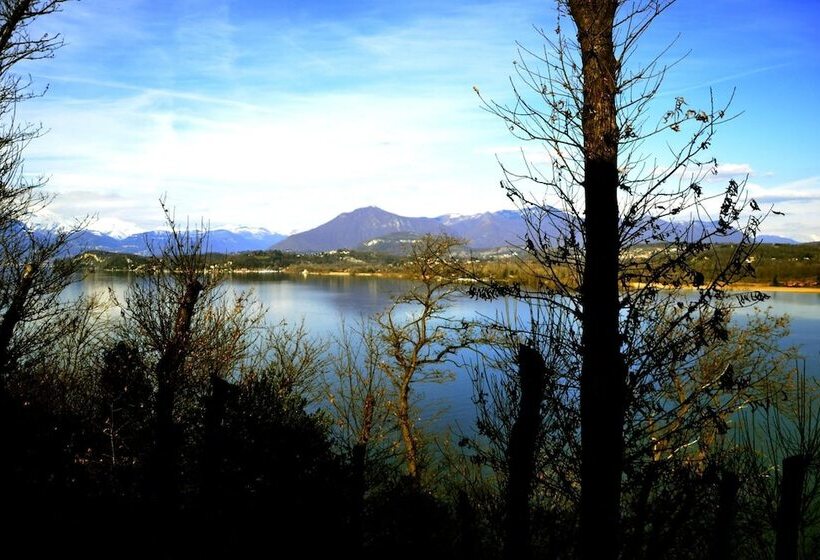 فندق B&b Tana Della Volpe