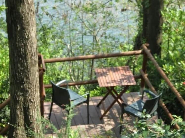 فندق B&b Tana Della Volpe