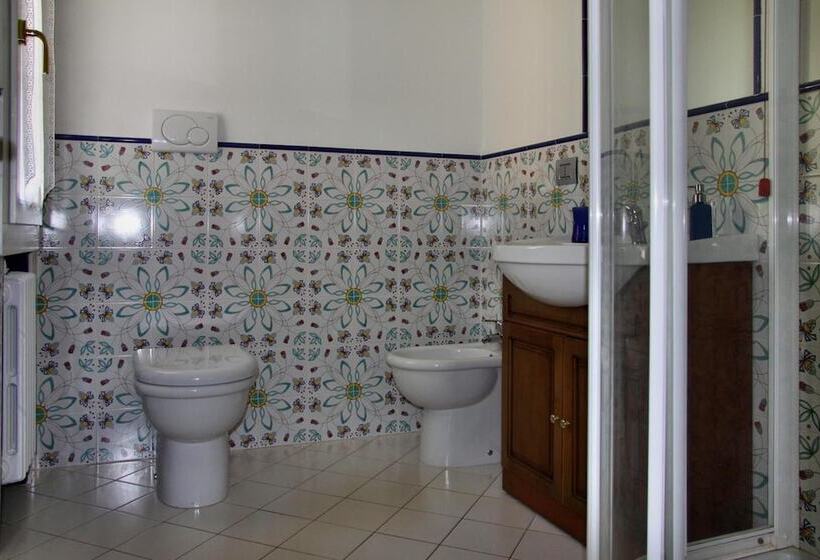 בית מלון כפרי B&b Vanessa House