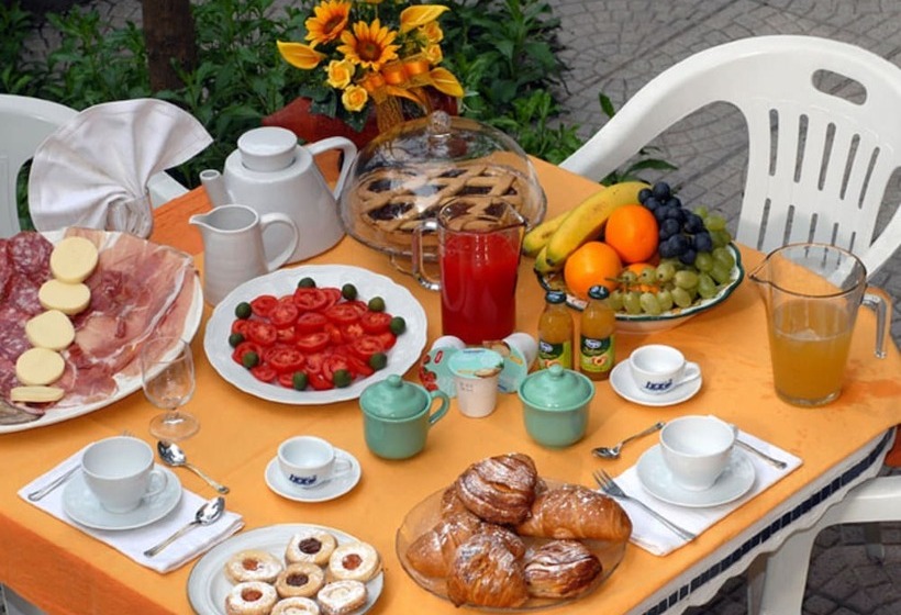 Szálloda Bed & Breakfast Villa Mena