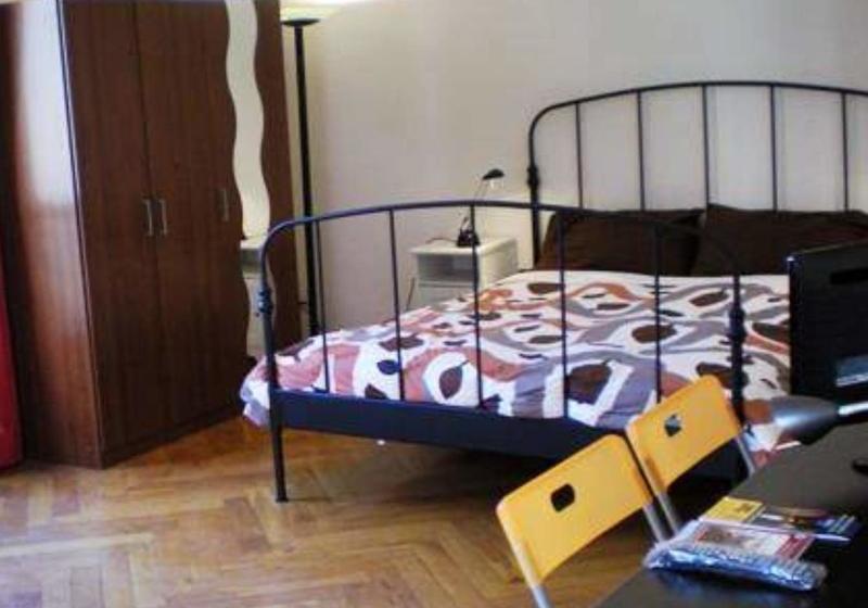 هتل Bologna Old Town