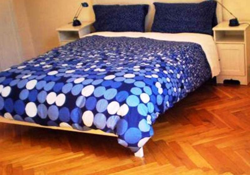 هتل Bologna Old Town