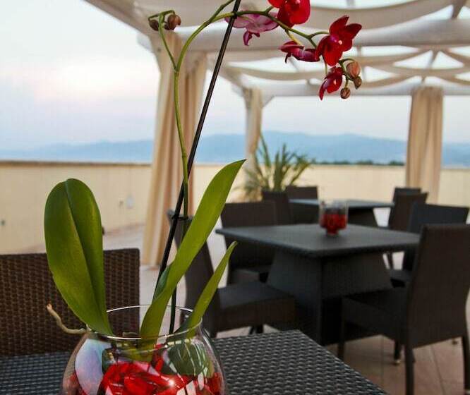 فندق Bv Airone Resort