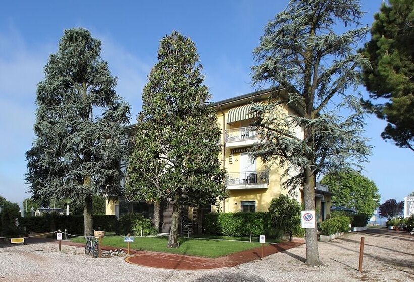 ホテル Campanello