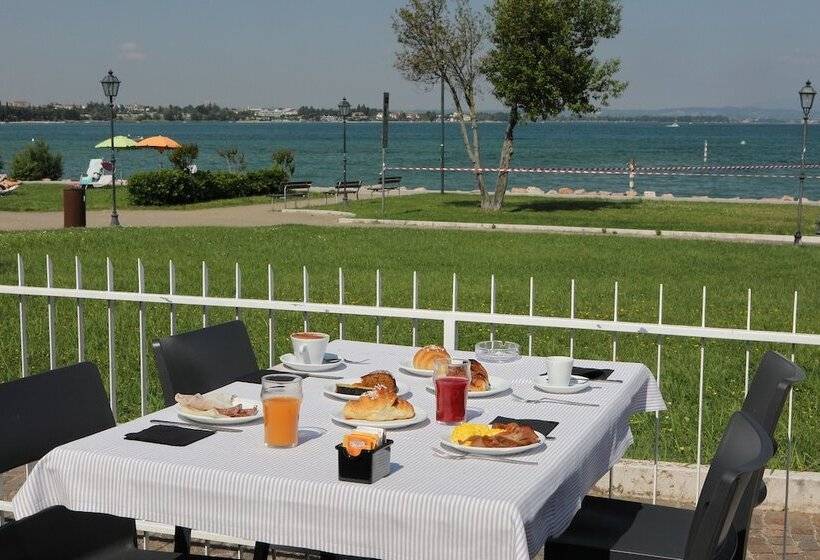 ホテル Campanello