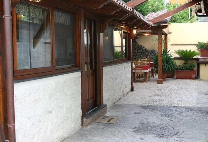 בית מלון כפרי Casa Country Villa Pompei
