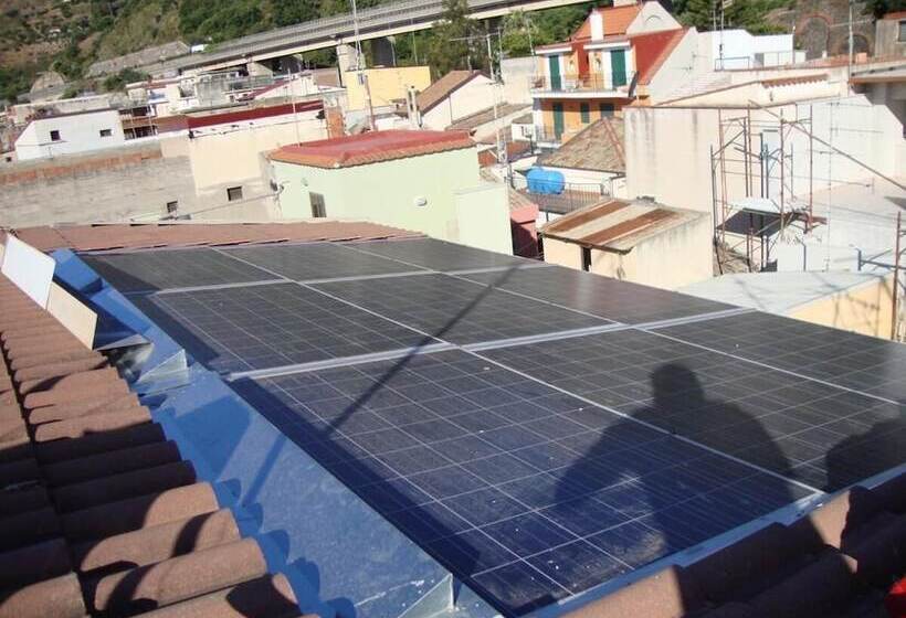 Отель Casa Famiani Bed & Breakfast