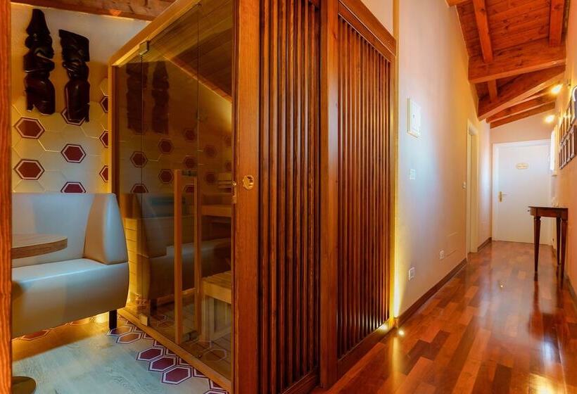 هتل Casa Miramonte