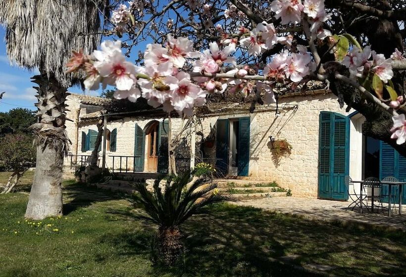 Отель Case Brizza