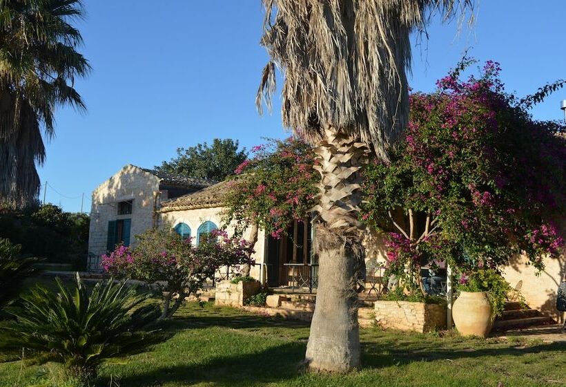 Отель Case Brizza