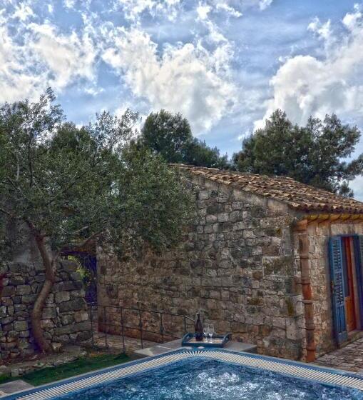 Отель Case Brizza