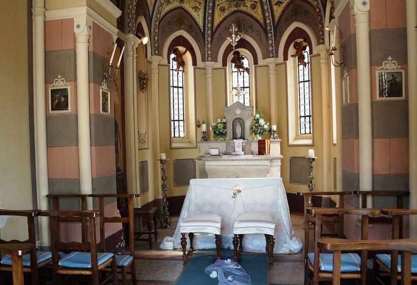 ホテル Castello Di Spessa   Residenze D Epoca