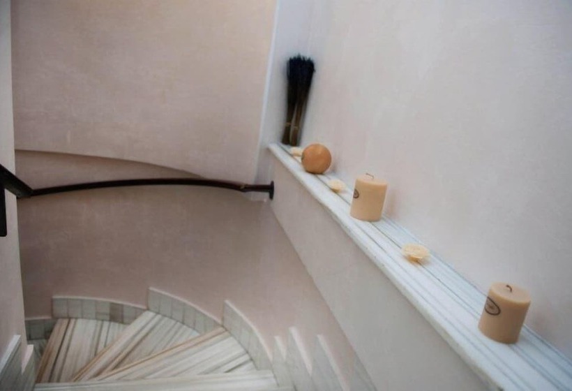 فندق Centrale Di Paolo E Cinzia