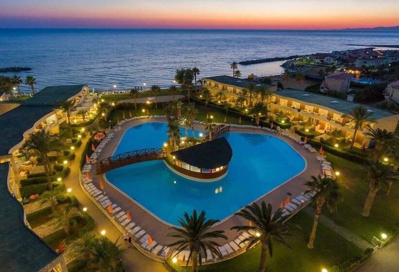 فندق Club Residence La Castellana Mare