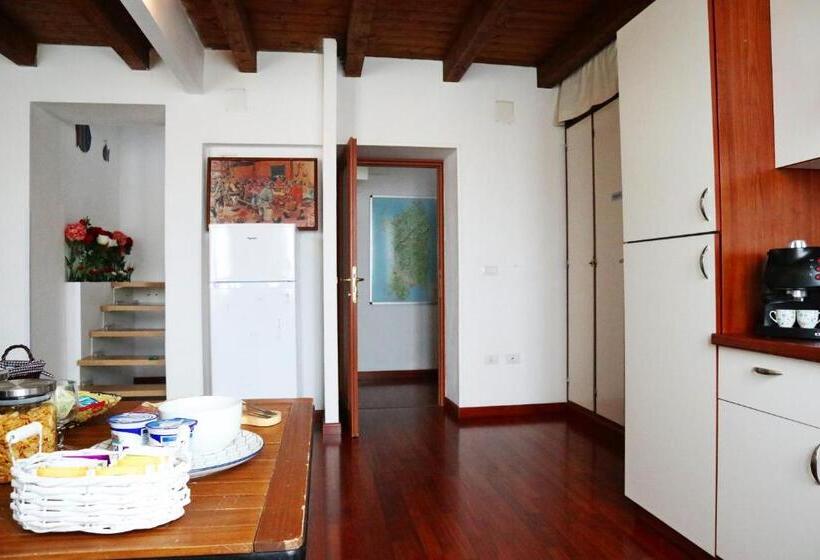 酒店 Cuscino E Cappuccino B&b