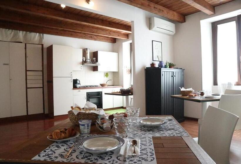 酒店 Cuscino E Cappuccino B&b