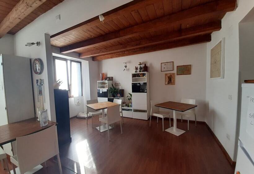 酒店 Cuscino E Cappuccino B&b