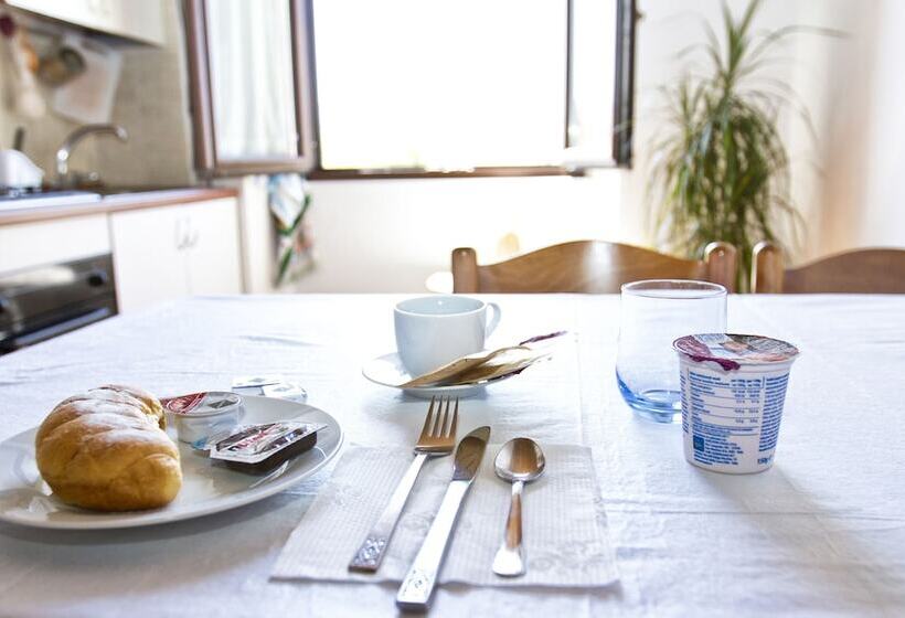 酒店 Cuscino E Cappuccino B&b