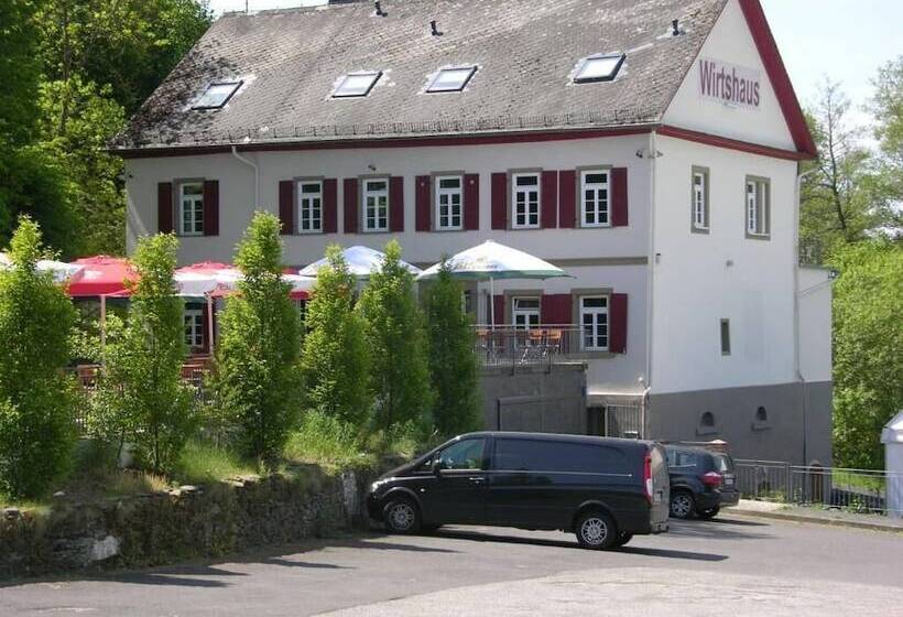 호텔 Domäne Am See