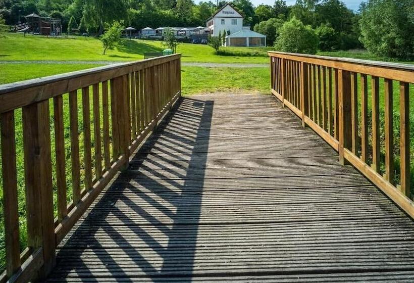 호텔 Domäne Am See