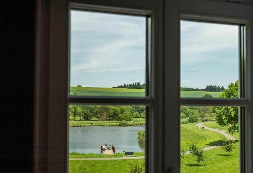 호텔 Domäne Am See