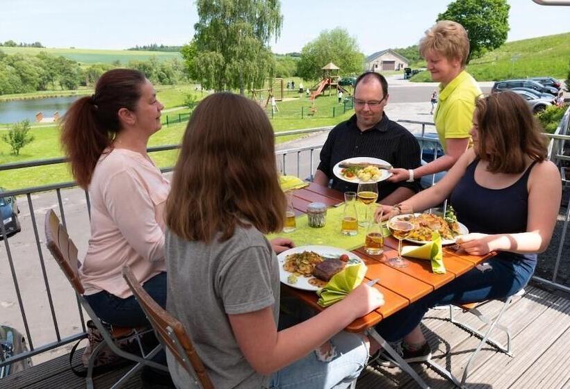 호텔 Domäne Am See