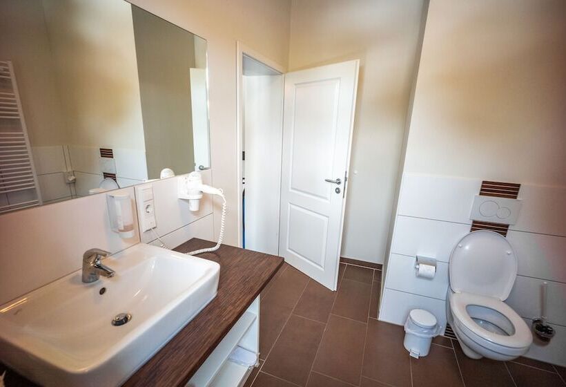 ホテル Domäne Am See