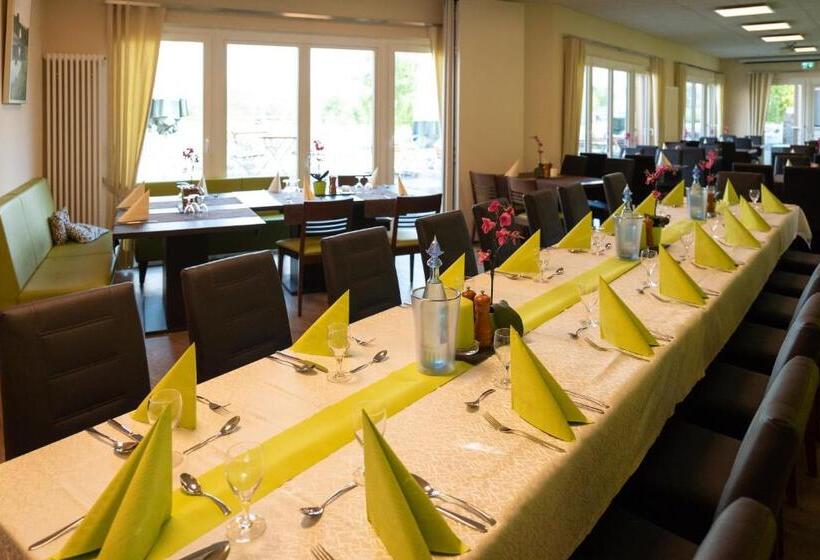 호텔 Domäne Am See