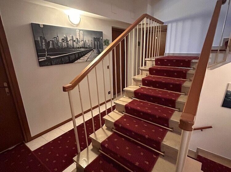 호텔 E Ristorante Cassone