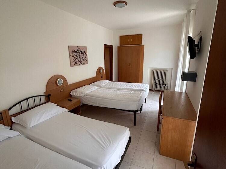 호텔 E Ristorante Cassone