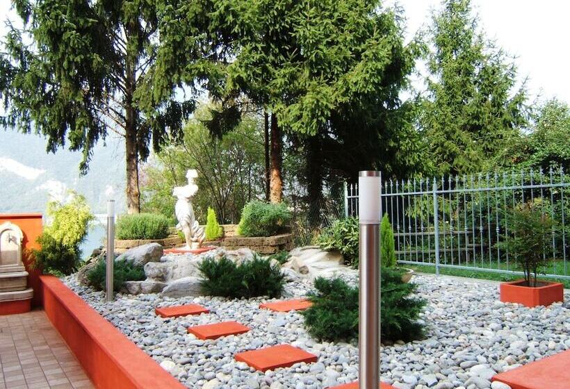 בית מלון כפרי Empire Resort