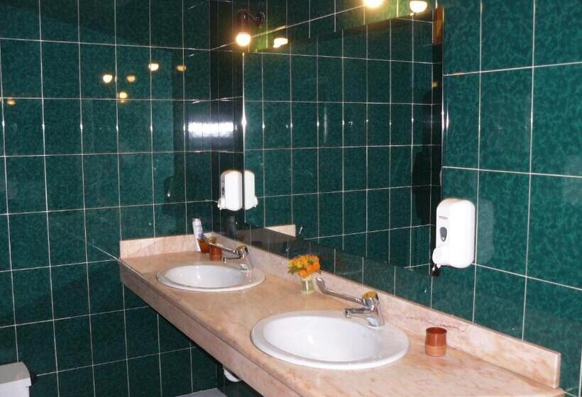 Confidence Hotel Europa