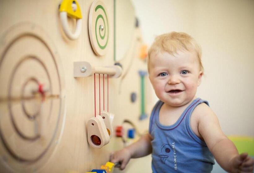 בית מלון כפרי Family Home Alpenhof