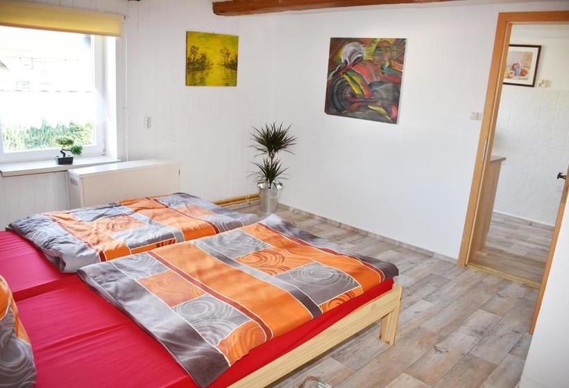 هتل Ferienwohnung Langelsheim