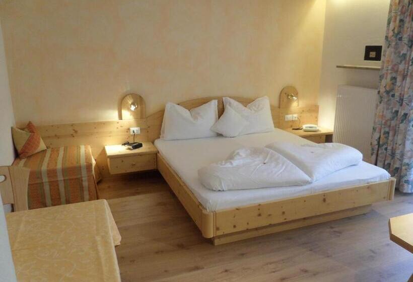 בית מלון כפרי Fleuralp