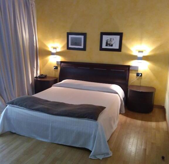 ホテル Fontana Santa