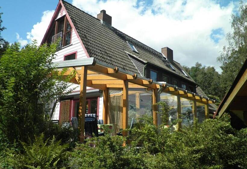 בית מלון כפרי Frauenpension Arleta   Women Only