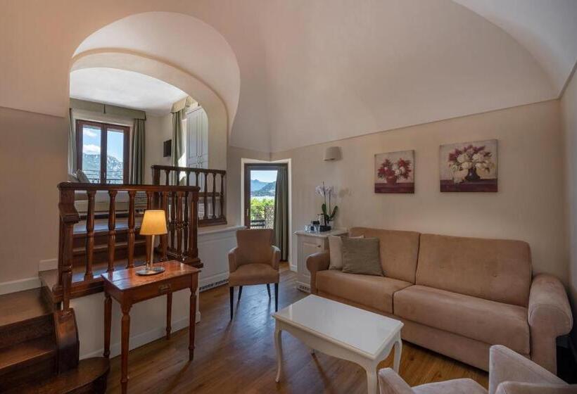 בית מלון כפרי Garni Corona