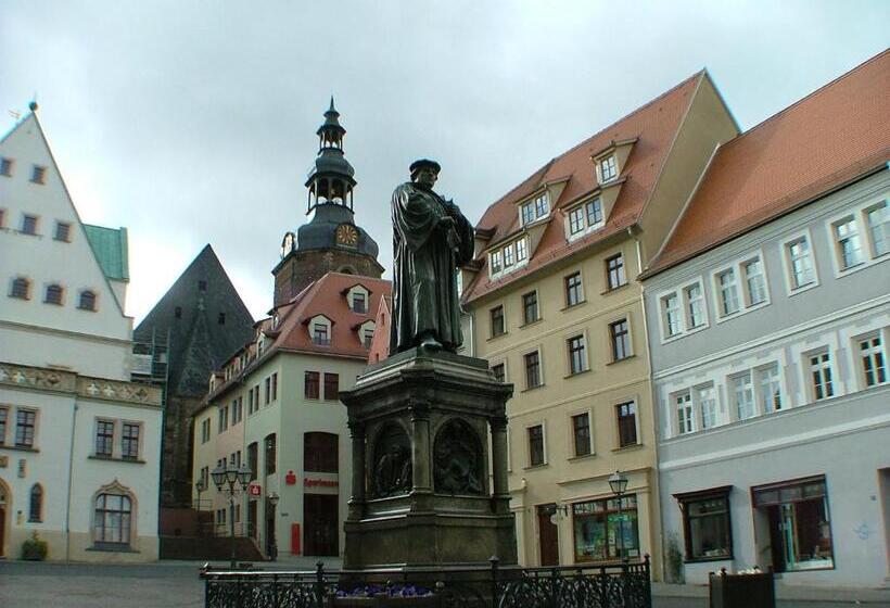 בית מלון כפרי Garni Pension Zur Lutherstadt