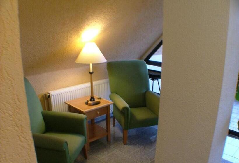 בית מלון כפרי Garni Pension Zur Lutherstadt