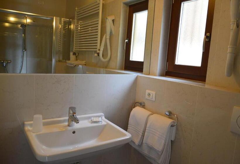 فندق Garni Selene