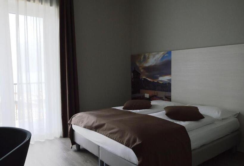 فندق Garni Selene