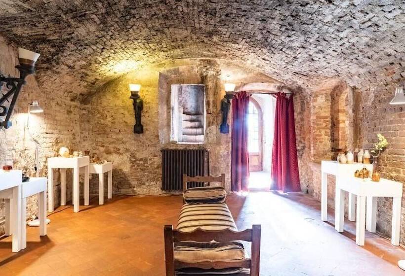 בית מלון כפרי Il Castello