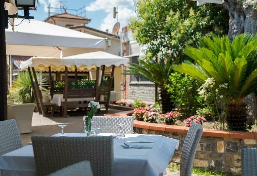 فندق Il Nido - Residence Country House