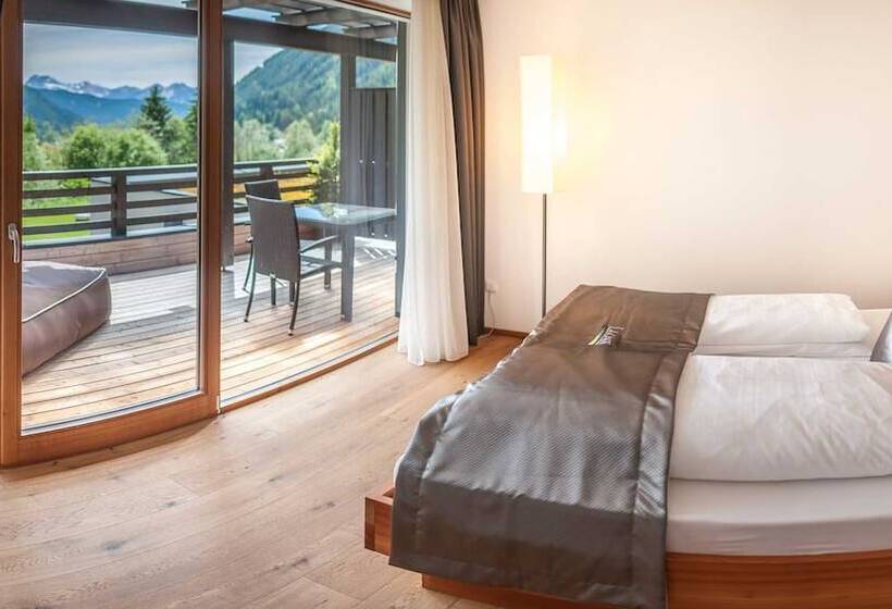 בית מלון כפרי La Casies Mountain