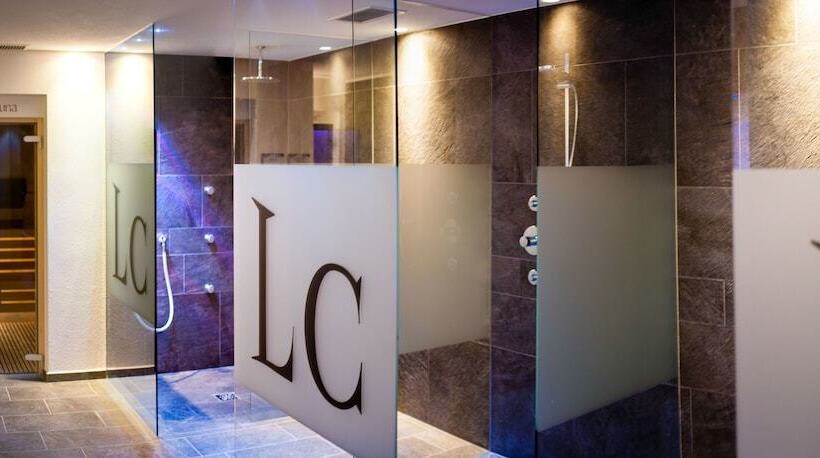 בית מלון כפרי La Casies Mountain