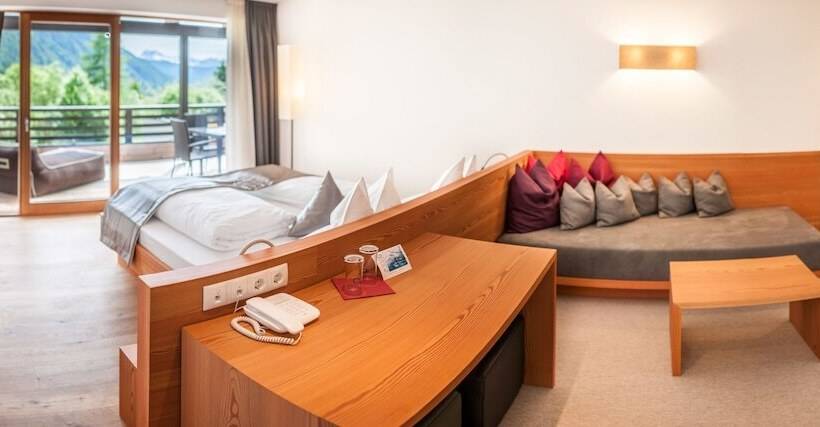 בית מלון כפרי La Casies Mountain