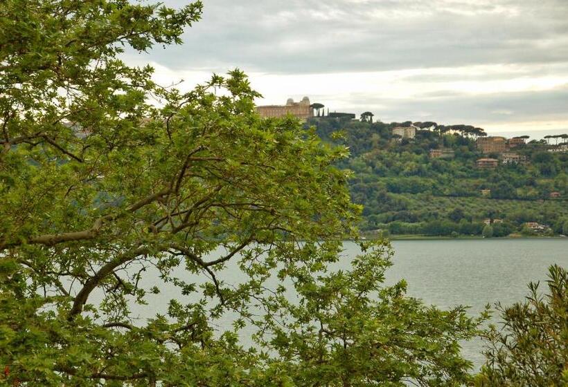 فندق La Culla Del Lago