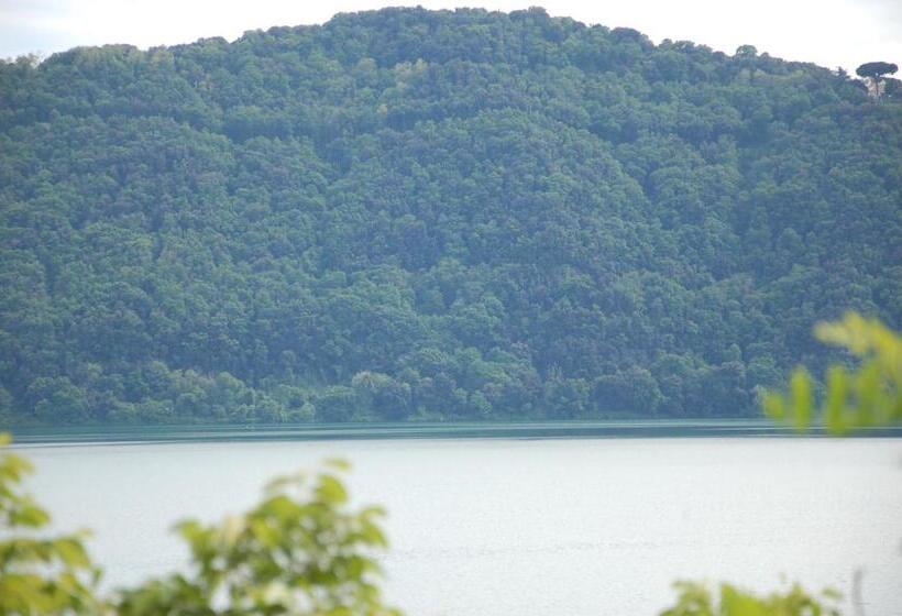 فندق La Culla Del Lago