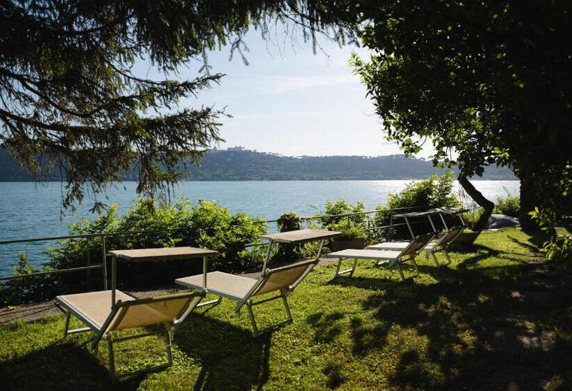 فندق La Culla Del Lago